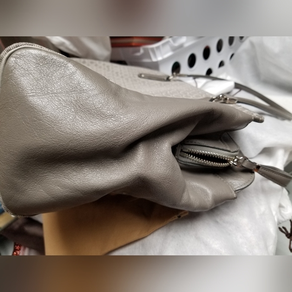Coach - Used - Excellent Condition - Light Grey Shoulder bag - Picture 4 of 11